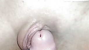 Slowmotion deep pussy penitration with huge cumshot