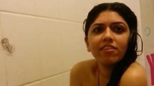 Gujurati Bhabi In Shower