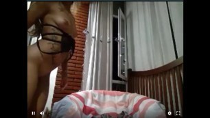 Webcam Slut Naomi Burning works her pussy on a dildo
