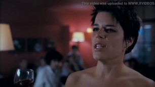 Neve Campbell